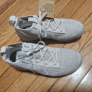 Air Vapormax 2021 Women's White/Platinum Sneaker Shoes Size 6.5